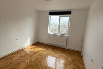 Apartament cu 2 camere semidecomandat în Tomis III - 7