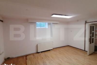 Spațiu comercial, de 504 mp, în Gruia - 12