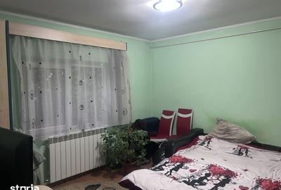 Casă cu 3 camere cu Teren 300 Mp în Progresul - 2