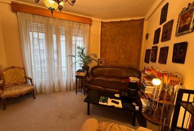 Apartament cu 5 camere decomandat în P-ța Universității - 7