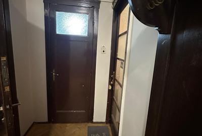 Apartament cu 2 camere semidecomandat, mobilat în P-ța Rosetti - 7