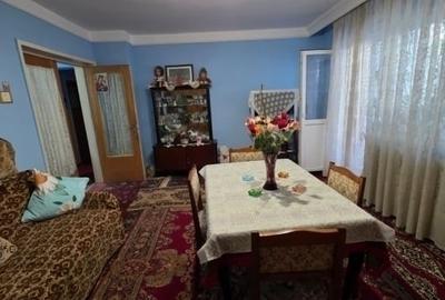 Targu Cucu-Palatul de Justitie-3 Camere Decomandat 80mp-bloc tip vila 89' Targu Cucu-Palatul de Justitie-3 Camere Decomandat 80mp-bloc tip vila 89' - 11