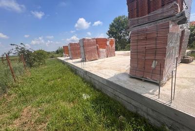 Teren de 1060 mp, în Central - 5