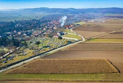 De vanzare teren intravilan la intrarea in Arcus - 9