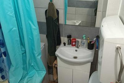 Vand casa cu2 cam. in zona Central - 10