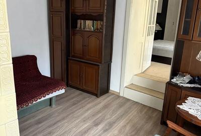 Casă cu 4 camere în Central - 3