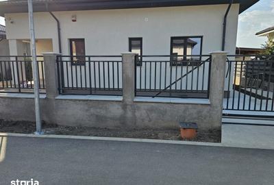 Casă cu 5 camere cu Canalizare în Central - 15