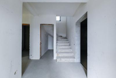 Casă cu 4 camere cu Garaj în Feleacu - 3