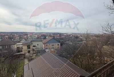 Casă cu 5 camere cu Teren 450 Mp în 1 Mai - 38
