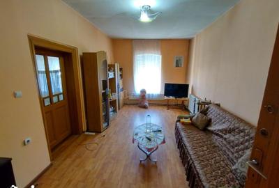 Casă cu 5 camere cu Teren 1800 Mp în Ciuchici - 16