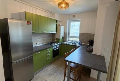 Apartament cu 2 camere decomandat, mobilat în Tractorul - 2