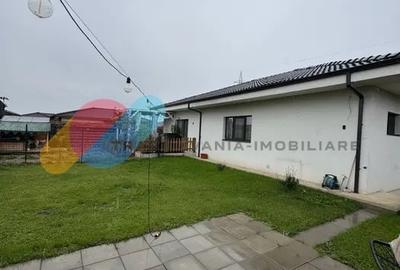 Casă individuală cu 4 camere cu Canalizare în Jucu de Sus - 8