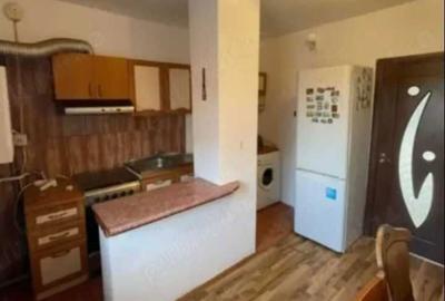 Apartament cu 3 camere decomandat în 1 Mai