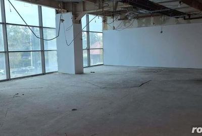 Spațiu comercial, de 180 mp, în Eroii Revoluției - 2