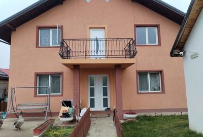 Casă cu 4 camere în Vișan - 5