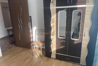 Apartament 2 camere , zona Cartier Sud , decomandat et 3/4 , - 3