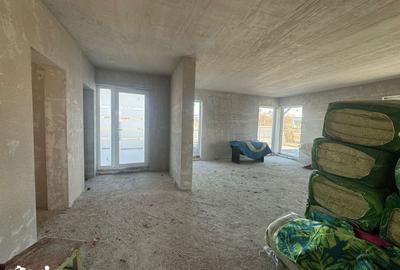 Casă cu 4 camere cu Canalizare în Tureni - 11