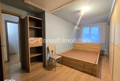 Apartament cu 3 camere semidecomandat în Central - 3