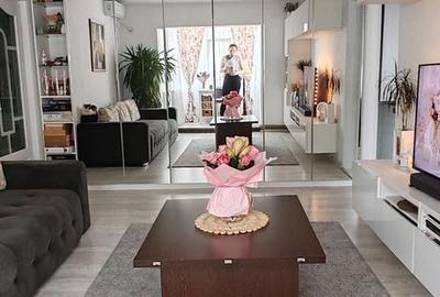 Apartament cu 2 camere semidecomandat în Albești