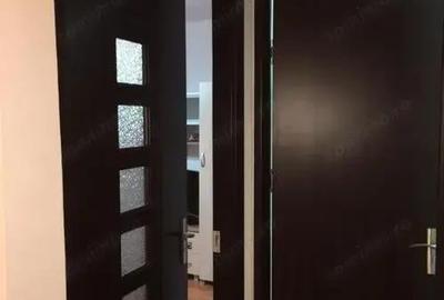 Garsoniera de vanzare in zona 1 Decembrie - 3