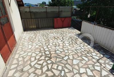 Casă cu 3 camere cu Teren 1130 Mp în Central - 5