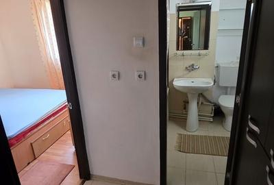 Apartament cu 3 camere în Central - 11