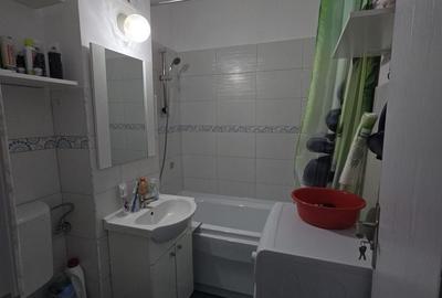 Garsonieră decomandată, mobilată în Central