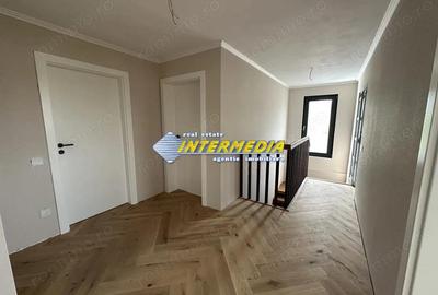 OKAZIE ! Casa Noua P+1 cu 550 mp teren 3 bai, 4 dormitoare garaj, finisata interior si mobila - 9