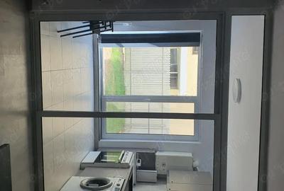 Garsonieră decomandată în Titan - 2