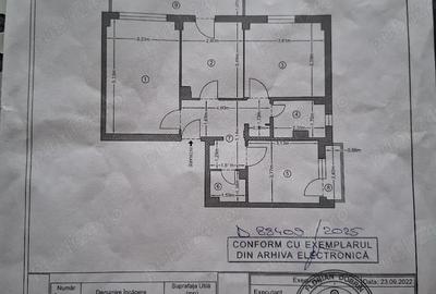 Apartament cu 3 camere decomandat în Găvana