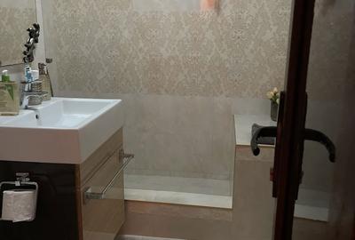 Apartament cu 3 camere decomandat în Păcurari - 3