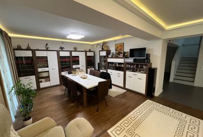 Casă individuală cu 8 camere cu Canalizare în Mogoșoaia - 2