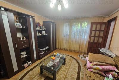 Casuta 3 camere placa peste etaj zona Margeanului - 8