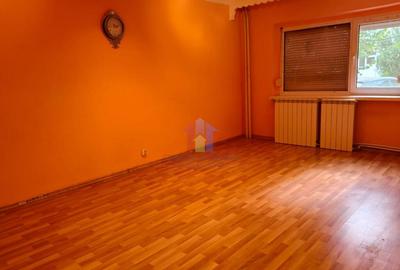 Ap 2 cam, conf 1, Buzaului Parter cu balcon, LIBER - 9