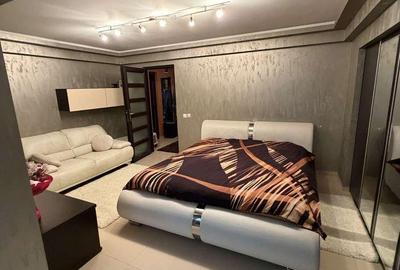 Apartament cu 3 camere decomandat în Central - 8