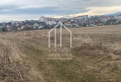 Teren INTRAVILAN- 2000mp- 2 fronturi- deschiedere 176mp- Oportunitate - 2