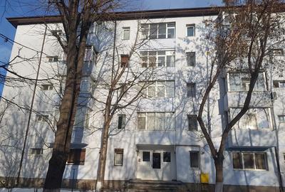 Apartament doua camere, bucatarie mare, renovat, liber, Aviatori - 1