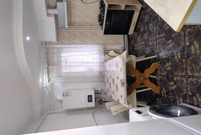 Inchiriez apartament cu 2 camere zona Imparat Traian. Pre? 350 + 350 garan?ie. - 1