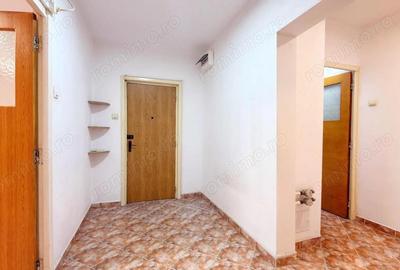 Apartament cu 3 camere decomandat în Tei - 6