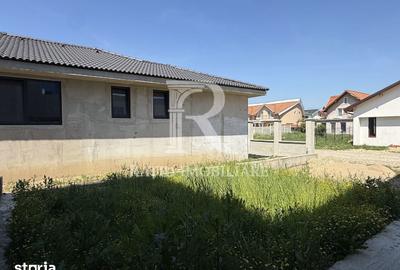 Casă cu 8 camere cu Teren 595 Mp în Tokai - 3