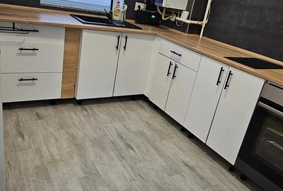 Garsoniera de inchiriat zona Tractorul bloc nou Garsoniera de inchiriat zona Tractorul bloc nou - 5