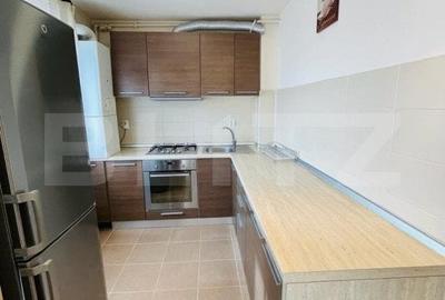 Apartament 2 camere, 50mp, parcare, zona Teilor
