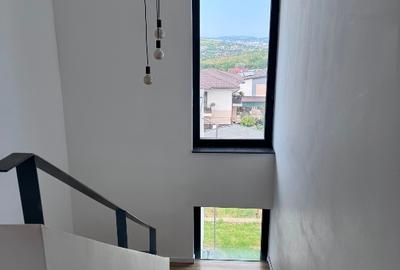 Casă modernă la marginea pădurii - 6
