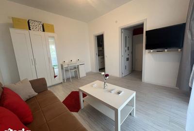Apartament cu 2 camere semidecomandat, mobilat în Plevnei