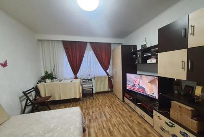 Garsonieră, mobilată în Poarta 6 - 3