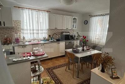 Casă cu Teren 1300 Mp în Central - 8