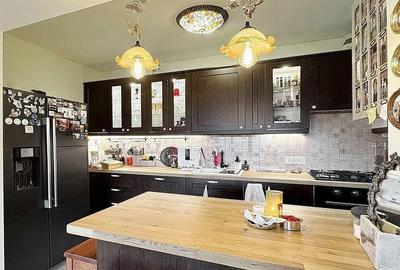 Casă cu 7 camere cu Teren 1295 Mp în Schei - 20