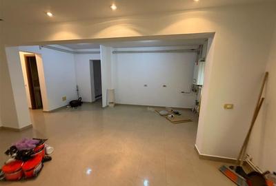 Apartament cu 3 camere decomandat în Central - 2