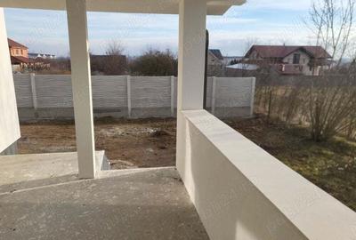 Casă cu 4 camere în Cetate - 3