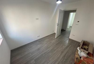 Ap 4 cam transformat in 3, et 1, renovat complet, zona Inspectoratul Scolar - 12